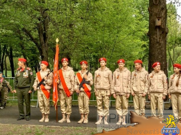 Боевая машина десанта дополнила мемориальный комплекс «Честь, доблесть и слава» в Симферополе (ФОТО) - «Общество Крыма» Боевая машина десанта дополнила мемориальный комплекс «Честь, доблесть и слава» в Симферополе (ФОТО) - «Общество Крыма»