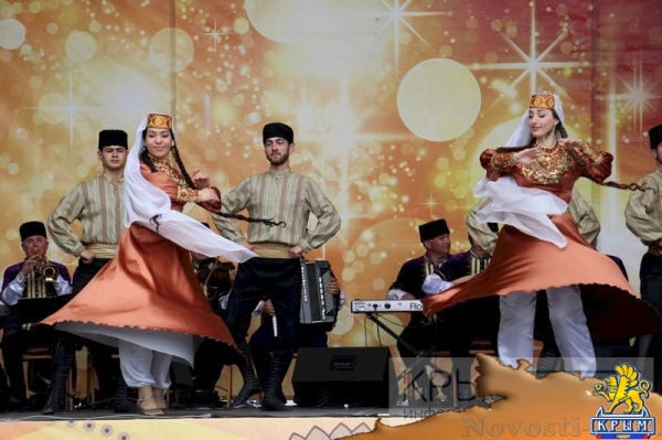 Ялта отпраздновала Хыдырлез концертной программой и конкурсом ресторанов национальной кухни (ФОТО) - «Общество Крыма»