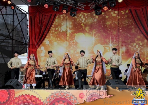 Ялта отпраздновала Хыдырлез концертной программой и конкурсом ресторанов национальной кухни (ФОТО) - «Общество Крыма»