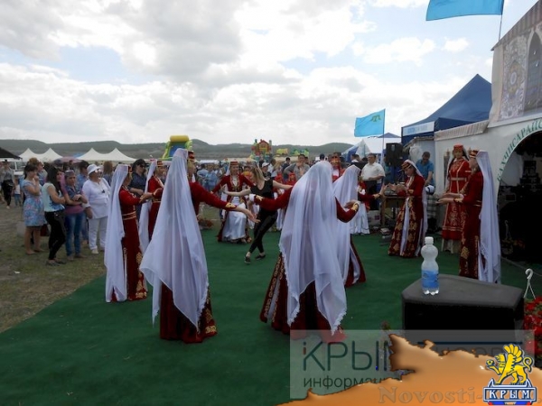 Празднование Хыдырлеза проходит под Бахчисараем (ФОТО) - «Общество Крыма»