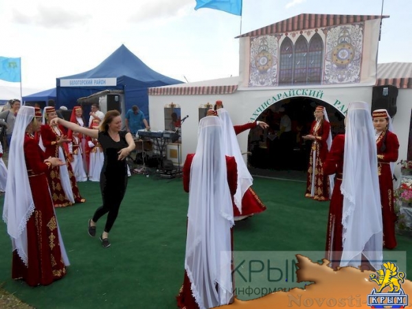 Празднование Хыдырлеза проходит под Бахчисараем (ФОТО) - «Общество Крыма»