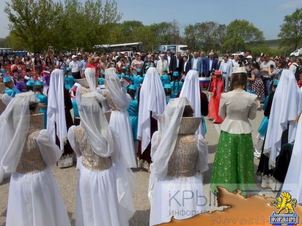 Празднование Хыдырлеза проходит под Бахчисараем (ФОТО) - «Общество Крыма»