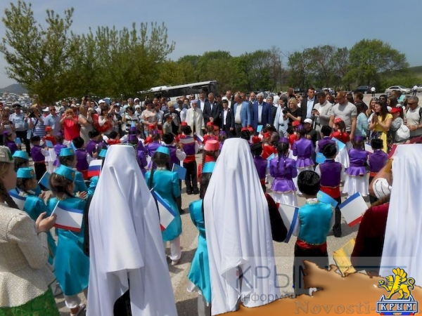 Празднование Хыдырлеза проходит под Бахчисараем (ФОТО) - «Общество Крыма»