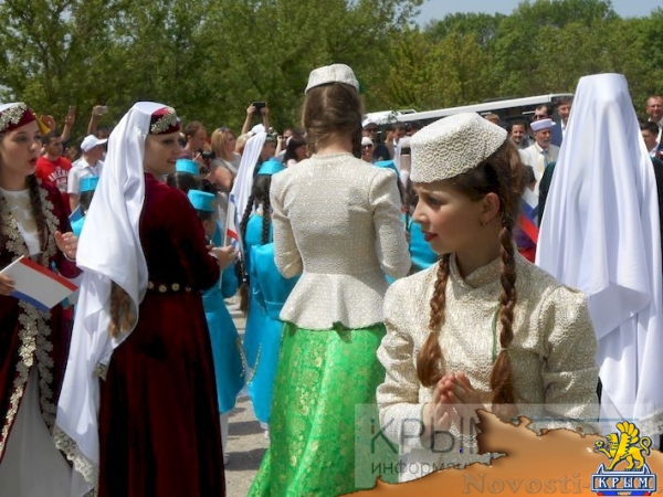 Празднование Хыдырлеза проходит под Бахчисараем (ФОТО) - «Общество Крыма»