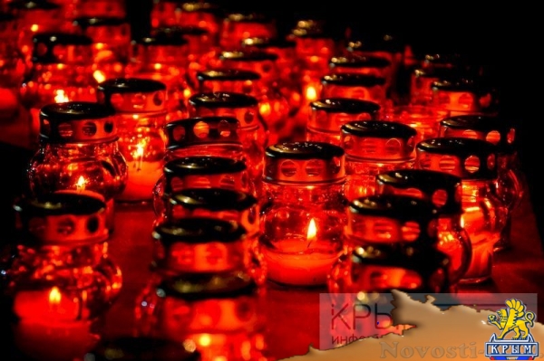 Более тысячи участников акции «Зажги свечу памяти» почтили память погибших в концлагере «Красный» (ФОТО) - «Общество Крыма»
