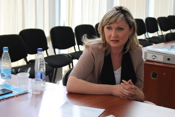 49 специалистов Госкомрегистра со всего Крыма, претендующих на звание госрегистратора, проходят предварительную комплексную аттестацию - «Госкомрегистр»