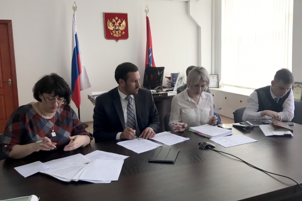 Специалисты Госкомрегистра оперативно оформляют объекты недвижимости, задействованные в реализации ФЦП — Александр Спиридонов - «Госкомрегистр»