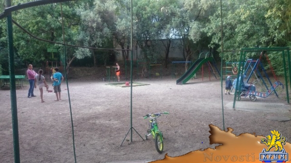 Отдых в Ялте. Дом с бассейном Отдых в Крыму 2017 - жильё в Крыму без посредников - «Отдых в Ялте»