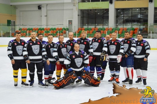 Севастопольцы и симферопольцы приняли участие в финальных соревнованиях Ночной хоккейной лиги в Сочи (ФОТО) - «Спорт Крыма»