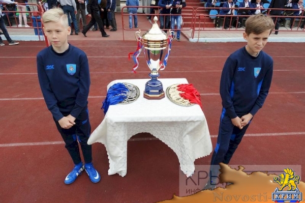 ФК «Евпатория» завоевал Кубок КФС (ФОТО) - «Спорт Крыма» ФК «Евпатория» завоевал Кубок КФС (ФОТО) - «Спорт Крыма»