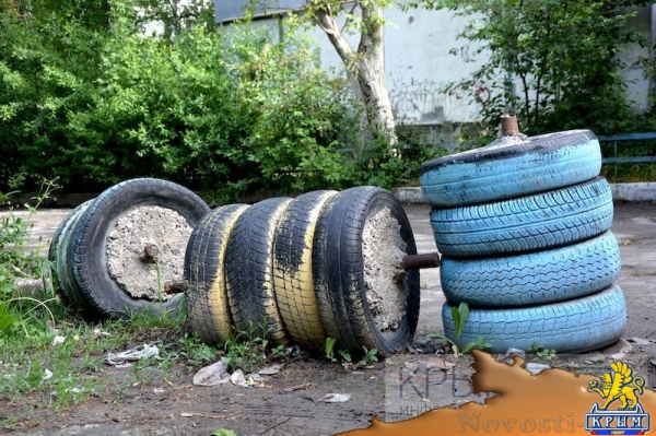 Симферопольские врачи начали бороться с незаконными шлагбаумами во дворах (ФОТО, ВИДЕО) - «Общество Крыма»