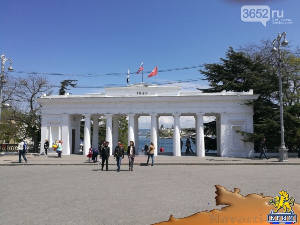 Первое место, куда идут туристы в Севастополе - площадь адмирала Нахимова (ФОТО) - «Симферополь» Первое место, куда идут туристы в Севастополе - площадь адмирала Нахимова (ФОТО) - «Симферополь»