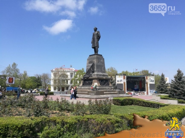 Первое место, куда идут туристы в Севастополе - площадь адмирала Нахимова (ФОТО) - «Симферополь» Первое место, куда идут туристы в Севастополе - площадь адмирала Нахимова (ФОТО) - «Симферополь»