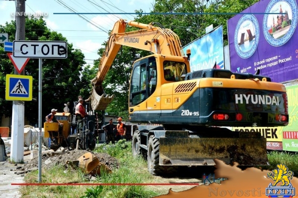 Самую проблемную теплотрассу в Симферополе начали готовить к зиме (ФОТО, ВИДЕО) - «Возвращение в Россию»