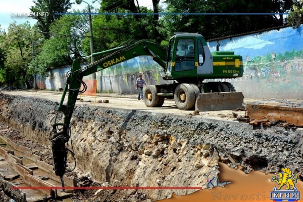 Самую проблемную теплотрассу в Симферополе начали готовить к зиме (ФОТО, ВИДЕО) - «Возвращение в Россию»