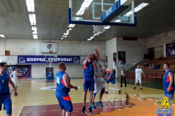 Серебряный и бронзовый призеры прошлого сезона стали победителями 14-го тура мужского баскетбольного чемпионата Крыма (ФОТО) - «Спорт Крыма»