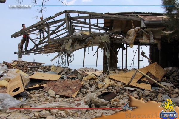 Набережную в Гурзуфе очистят от самостроев в течение недели (ФОТО, ВИДЕО) - «Общество Крыма» Набережную в Гурзуфе очистят от самостроев в течение недели (ФОТО, ВИДЕО) - «Общество Крыма»