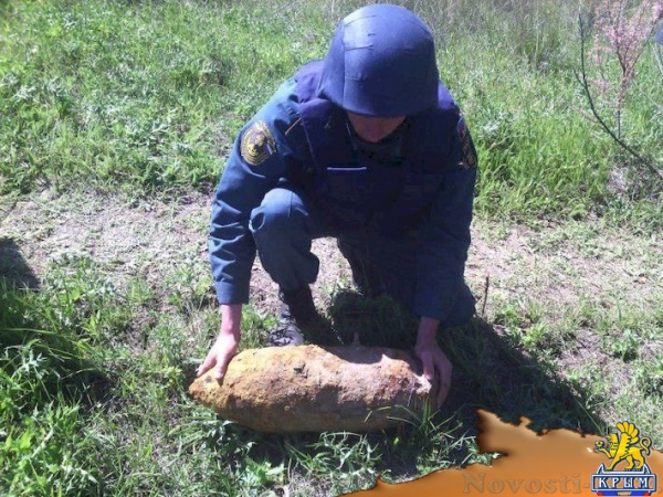 Пиротехники МЧС обезвредили фугасную авиабомбу в Керчи - «Новости Крыма»
