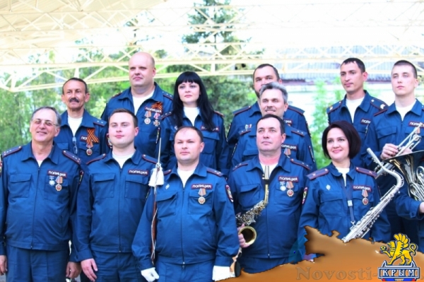 В Луганске В«с музыкойВ» отметили 15-летие оркестра МВД ЛНР (ФОТО) - «Общество Крыма»