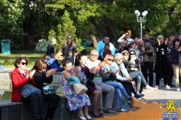 В Луганске В«с музыкойВ» отметили 15-летие оркестра МВД ЛНР (ФОТО) - «Общество Крыма»