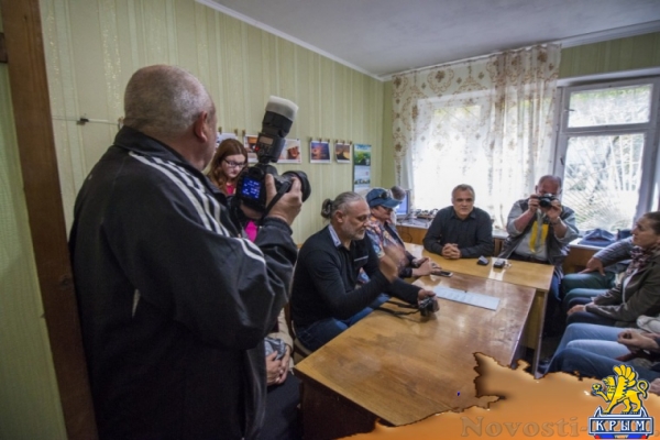 Участники фотоклуба «Пантикапей» будут ютиться на 12 «квадратах» - «Керчь»