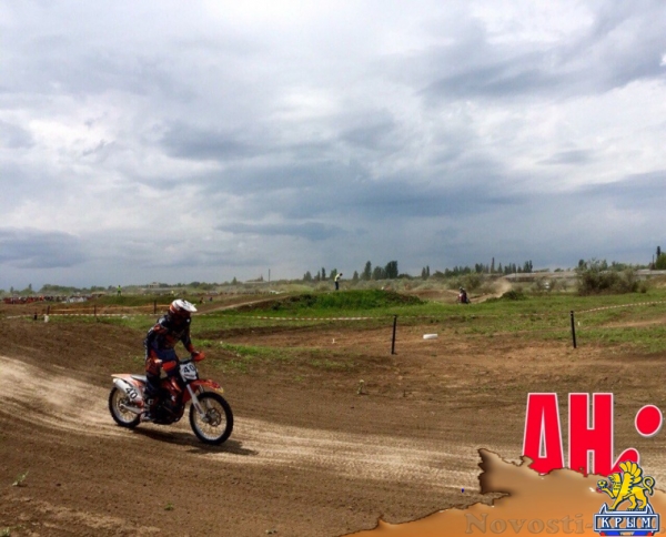 Мотогонщики из Керчи приехали домой с медалями - «Керчь» Мотогонщики из Керчи приехали домой с медалями - «Керчь»