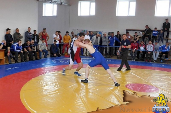 Призёры Всероссийского турнира по греко-римской борьбе на призы братьев Салиевых определены в Судаке (ФОТО) - «Спорт Крыма»