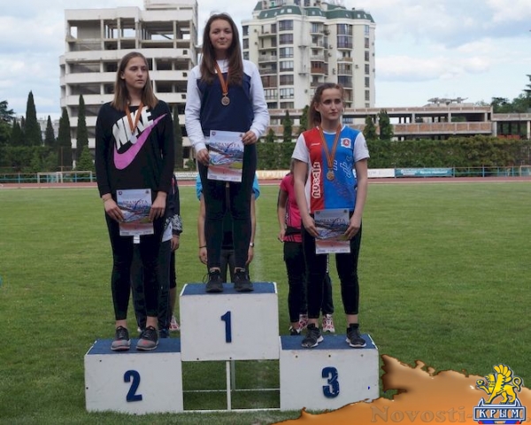 Призёры первого этапа восьмой летней Спартакиады учащихся России по лёгкой атлетике определены в Ялте (ФОТО) - «Спорт Крыма» Призёры первого этапа восьмой летней Спартакиады учащихся России по лёгкой атлетике определены в Ялте (ФОТО) - «Спорт Крыма»