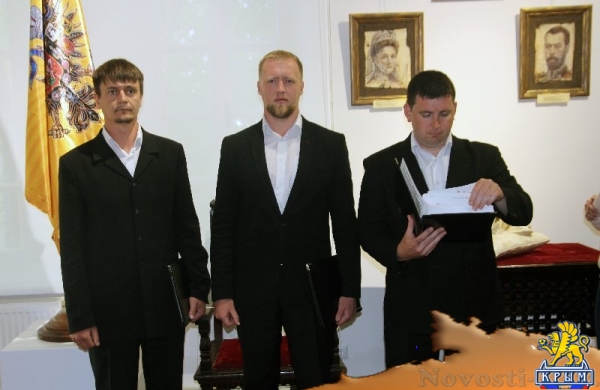 В Херсонесе открылась уникальная выставка о Православии и Романовых (ФОТО) - «Общество Крыма» В Херсонесе открылась уникальная выставка о Православии и Романовых (ФОТО) - «Общество Крыма»