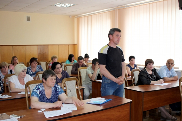 Александр Спиридонов: Крымским муниципалитетам необходимо перейти на электронную подачу документов в Госкомрегистр до конца 2017 года - «Госкомрегистр»