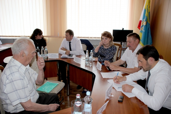 Председатель Госкомрегистра провел выездные приемы граждан в Красноперекопске и Джанкое - «Госкомрегистр»