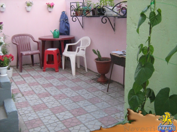 Отдых в Феодосии. Трехкомнатный дом в Феодосии центр. Отдых в Крыму 2017 - жильё в Крыму без посредников - «Отдых в Феодосии»