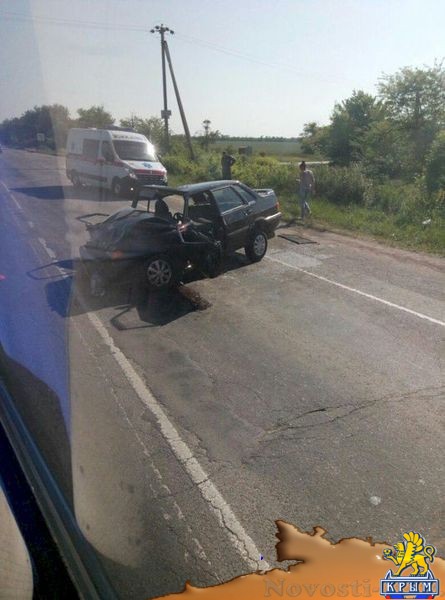 Шесть человек пострадали в столкновении двух автомобилей под Симферополем (ФОТО) - «Туризм Крыма» Шесть человек пострадали в столкновении двух автомобилей под Симферополем (ФОТО) - «Туризм Крыма»