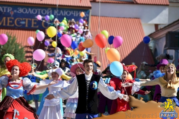 Евпаторийский театр «Золотой ключик» отметил 30-летие гала-концертом (ФОТО) - «Общество Крыма» Евпаторийский театр «Золотой ключик» отметил 30-летие гала-концертом (ФОТО) - «Общество Крыма»