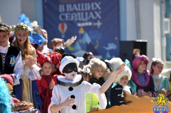 Евпаторийский театр «Золотой ключик» отметил 30-летие гала-концертом (ФОТО) - «Общество Крыма» Евпаторийский театр «Золотой ключик» отметил 30-летие гала-концертом (ФОТО) - «Общество Крыма»