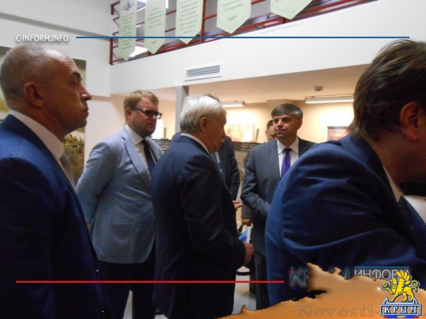 Петербург подарил Симферополю модное кафе с книгами (ФОТО, ВИДЕО) - «Общество Крыма»