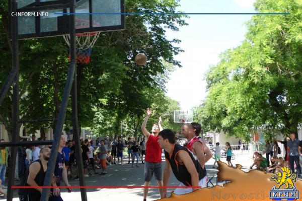 Турнир по баскетболу 3х3 ко Дню Симферополя собрал в столице Крыма участников из разных регионов полуострова (ФОТО) - «Культура Крыма»