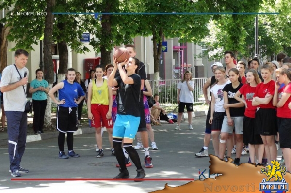 Турнир по баскетболу 3х3 ко Дню Симферополя собрал в столице Крыма участников из разных регионов полуострова (ФОТО) - «Культура Крыма»