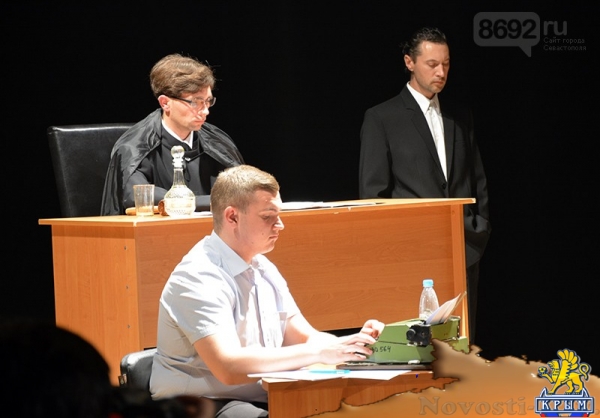 На сцене КИЦ состоялась премьера криминальной драмы «Вердикт»  - «Культура»