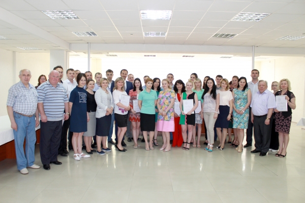 160 специалистов Госкомрегистра сдали центральной экзаменационной комиссии Росреестра экзамен на госрегистратора - «Госкомрегистр»