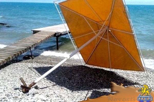 Восьмилетняя девочка получила травму спины на необорудованном пляже в Коктебеле (ФОТО) - «Туризм Крыма»