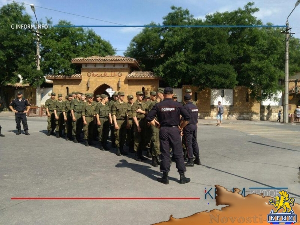 Экскурсионный рекорд: по маршруту «Малый Иерусалим» за четыре часа прошли пять тысяч человек (ФОТО, ВИДЕО) - «Туризм Крыма»