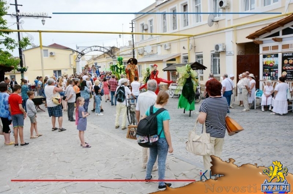 Группы выходят на маршрут «Малый Иерусалим» каждые 5-10 минут (ФОТО, ВИДЕО) - «Туризм Крыма»