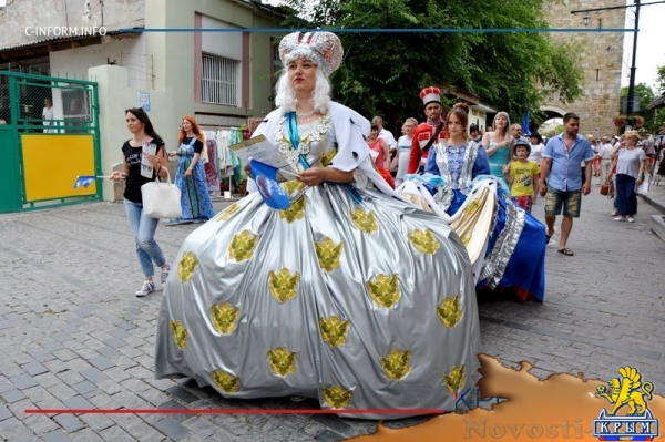 Группы выходят на маршрут «Малый Иерусалим» каждые 5-10 минут (ФОТО, ВИДЕО) - «Туризм Крыма»