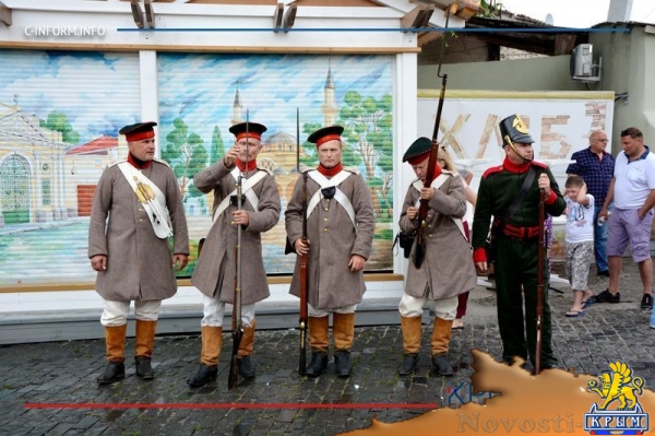 Группы выходят на маршрут «Малый Иерусалим» каждые 5-10 минут (ФОТО, ВИДЕО) - «Туризм Крыма»