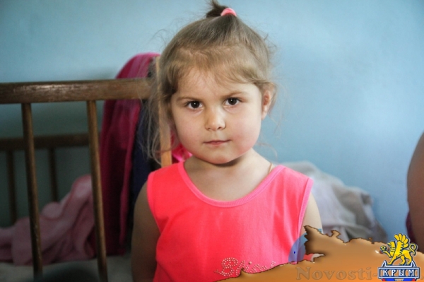 Завершена эвакуация детей из обстрелянного киевскими захватчиками поселка Донецкий (ФОТО) - «Происшедствия Крыма»