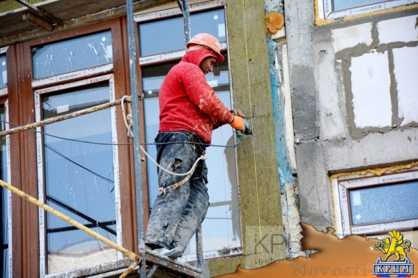 Симферопольский завод с 80-летней историей трансформируется в первый концептуальный бизнес-центр «Фабрика» - «70 лет Победы»