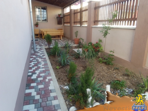 Отдых-эконом в Евпатории. Апартаменты и Номера в Гостевом доме (Штормовое - 24 км от Евпатории). СКИДКА 10% НА 16-25 июня! Отдых в Крыму 2017 - жильё в Крыму без посредников - «Отдых в Евпатории»