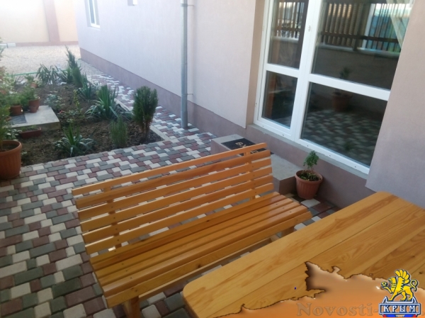 Отдых-эконом в Евпатории. Апартаменты и Номера в Гостевом доме (Штормовое - 24 км от Евпатории). СКИДКА 10% НА 16-25 июня! Отдых в Крыму 2017 - жильё в Крыму без посредников - «Отдых в Евпатории»