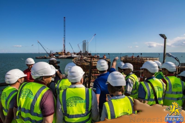 Около полусотни зарубежных журналистов посетили стройплощадку Крымского моста (ФОТО, ВИДЕО) - «Общество Крыма»